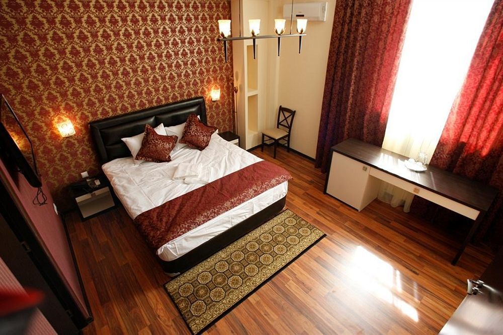 צ'יסינאו Iris Hotel חדר תמונה